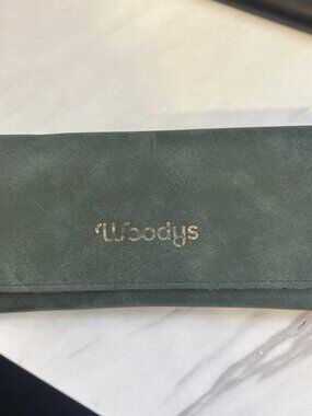 Woodys Eyewear Case Green Velvet Designed In Barcelona Glasses Sunglasses